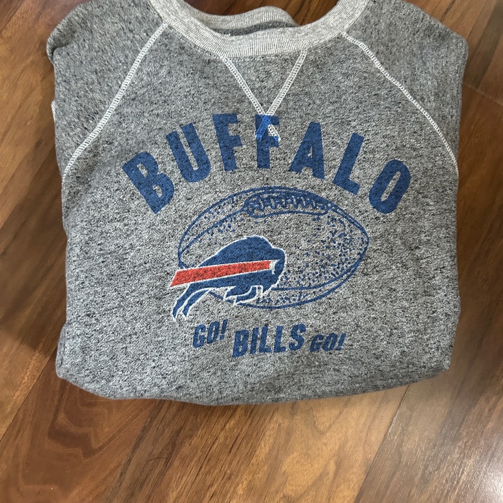 American Eagle Outfitters Buffalo Crew Neck